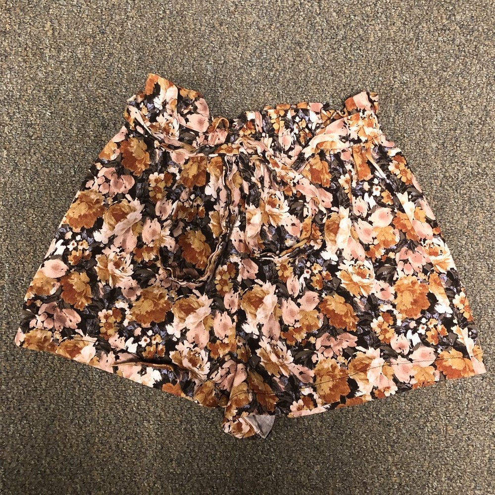 Floral Lettuce Trim High Waisted Pants W/ Tie